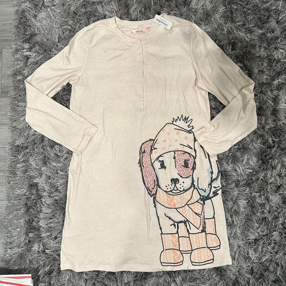 La Vie en Rose sleepshirt NWT LS size medium